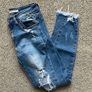 KanCan - distressed - light wash jeans - size 26/size 5 - EUC